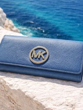 Michael Kors Blue Leather MK Logo Continental Wallet